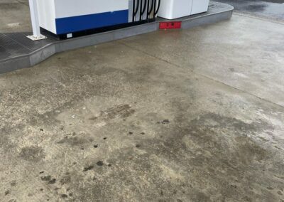 nettoyage traces d’hydrocarbures des Drive et stations-service
