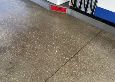 nettoyage traces d’hydrocarbures des Drive et stations-service