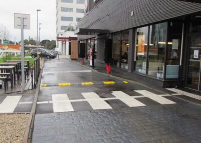 nettoyage traces d’hydrocarbures des Drive et stations-service